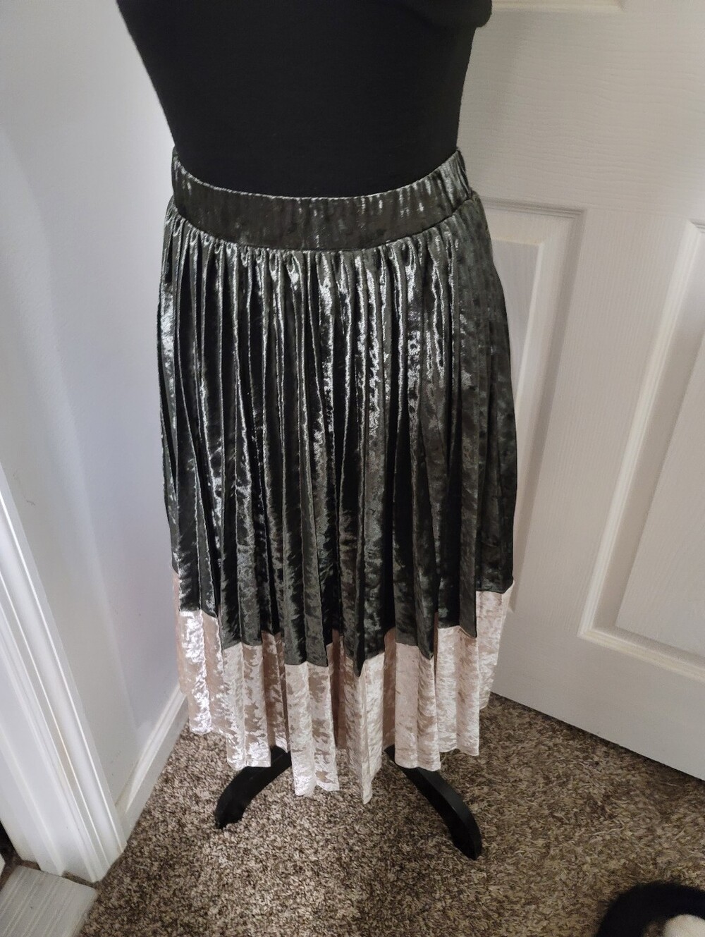 Jireh Boutique Pleated Velvet Two-Tone Midi Skirt - Hunter Green  and Cream Boho